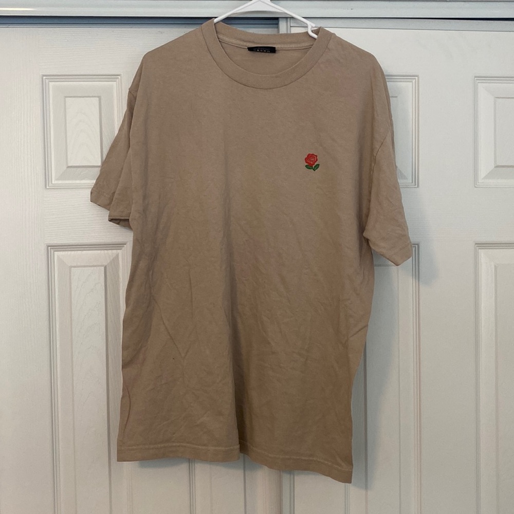 The Hundreds rose t-shirt